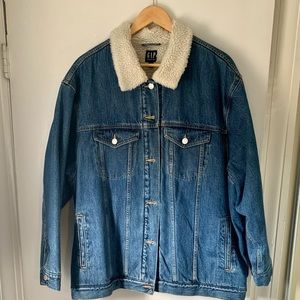 Oversized Gap Sherpa Jean Jacket